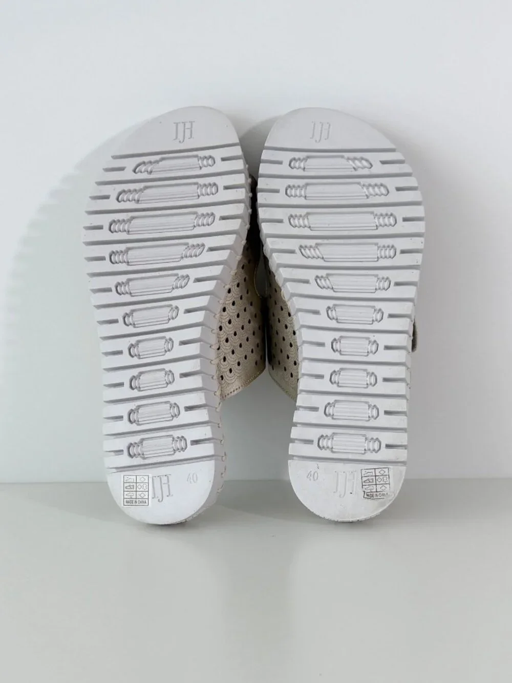 Ilse Jacobsen Hornbæk Tulip Gold Metallic Double Strap Slide Comfort Sandals 10